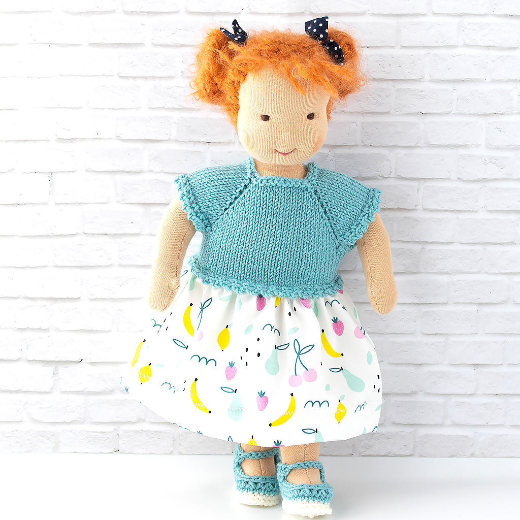 Puppenkleid mit Obst grün