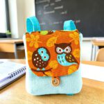 Puppenrucksack mit Eulen für Waldorfpuppen von Barun-Kids