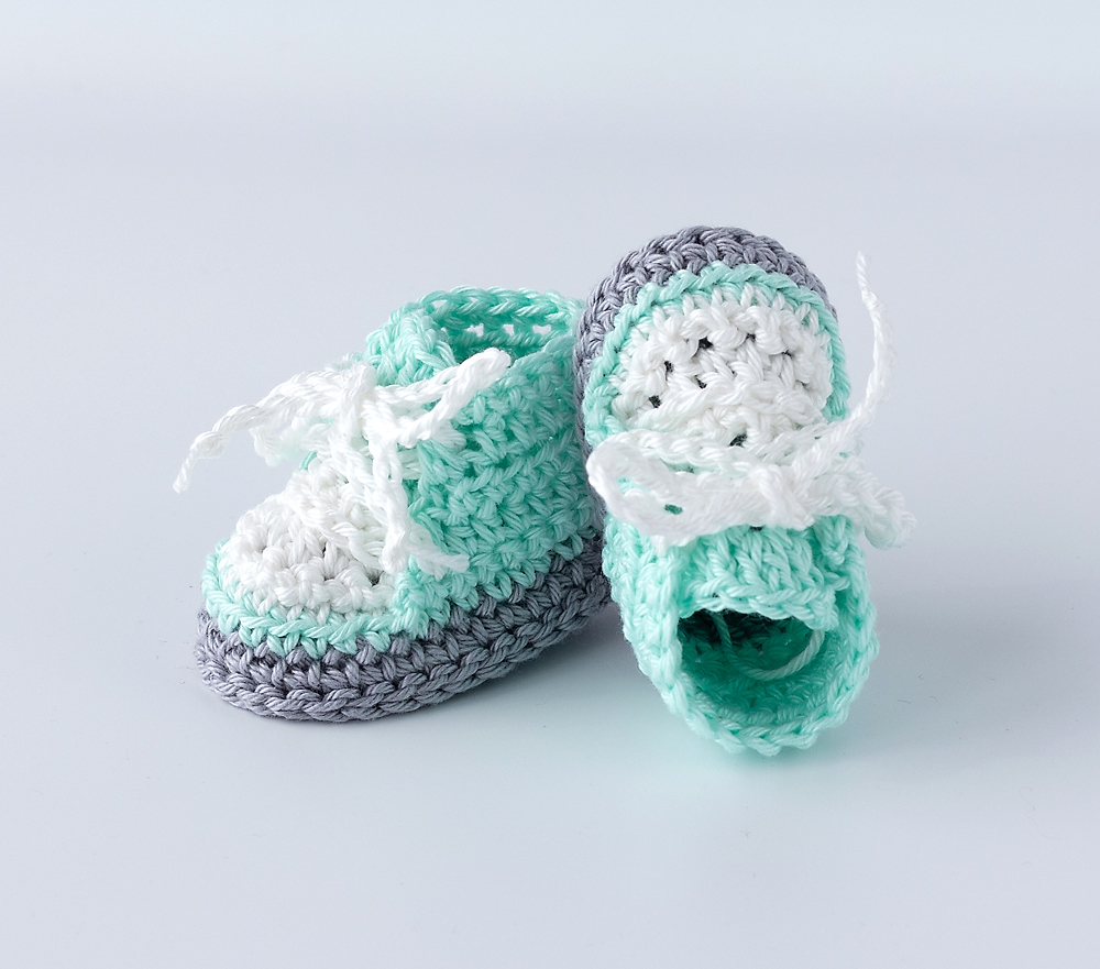 Puppenturnschuhe aus Baumwolle Mint