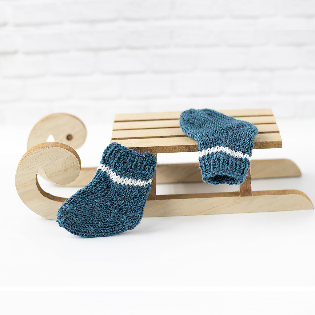 Socken für Waldorfpuppen blau