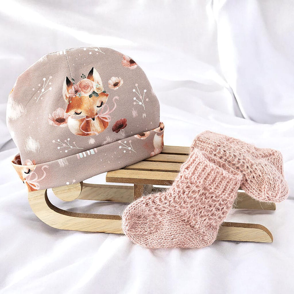 Babymütze Fuchs und passende Socken von Barun Kids