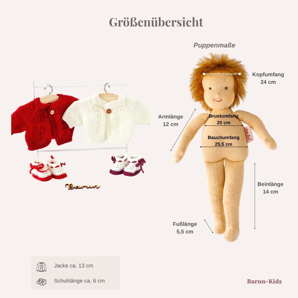 Waldorfpuppe mit eingezeichneten Maßen in cm als Orientierung für die richtige Größe von Puppenkleidung