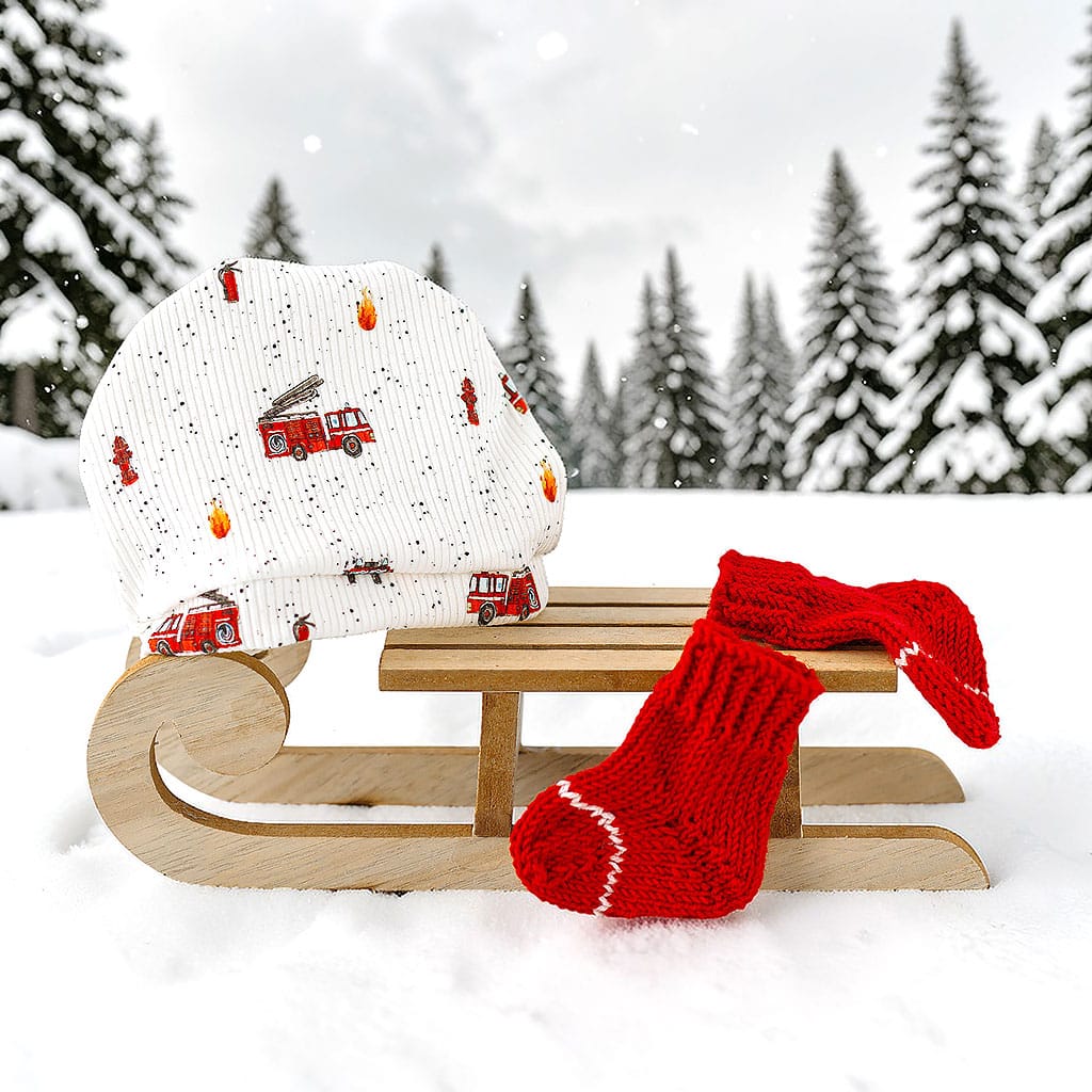 Puppenset Feuerwehr mit Mütze und Socken