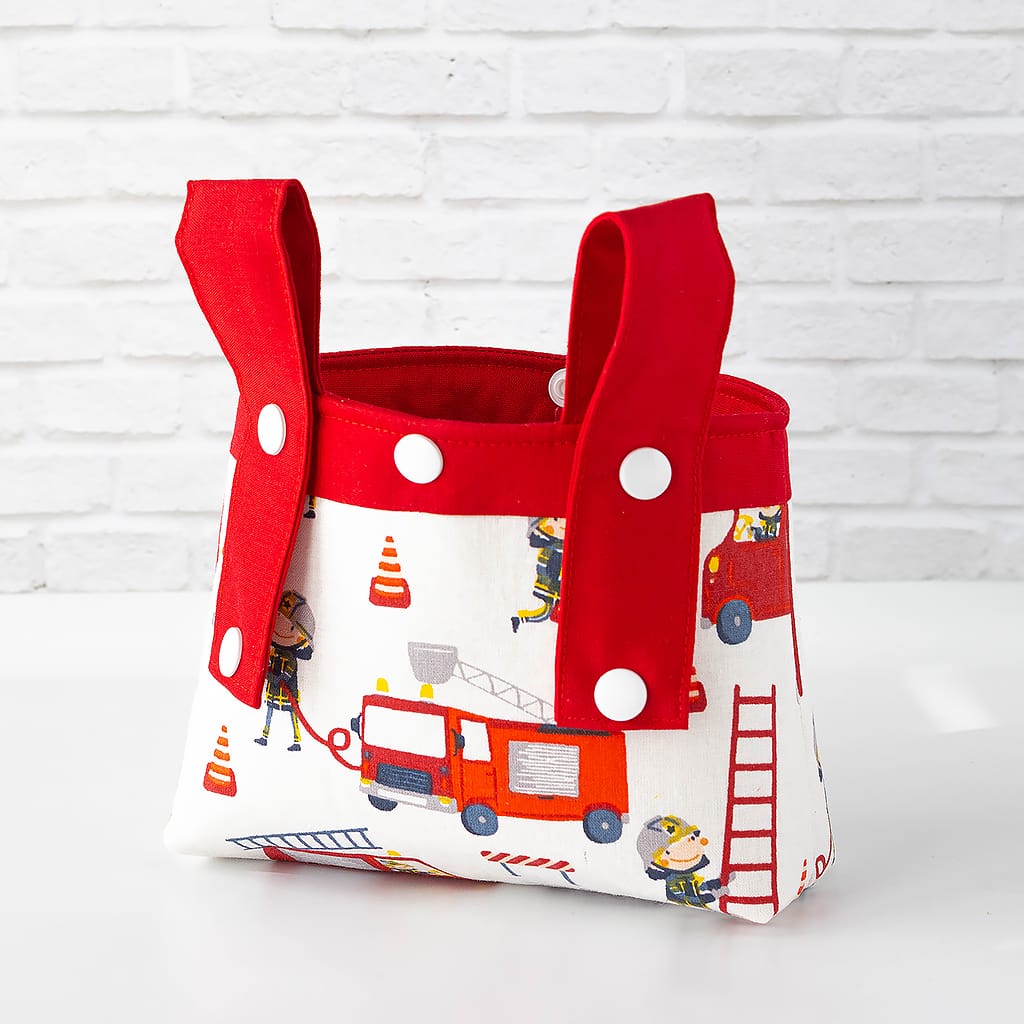 Rückseite der kleinen Lenkertasche für Kinderfahrräder mit Feuerwehrmännern und Leitern